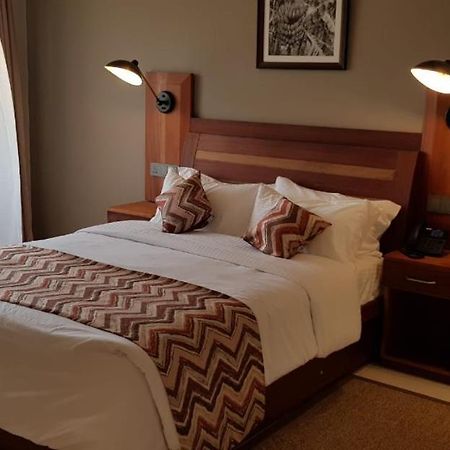 Kampala Nile Resort Seeta Екстер'єр фото